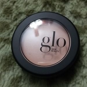 Glo skin beauty camouflage concealer